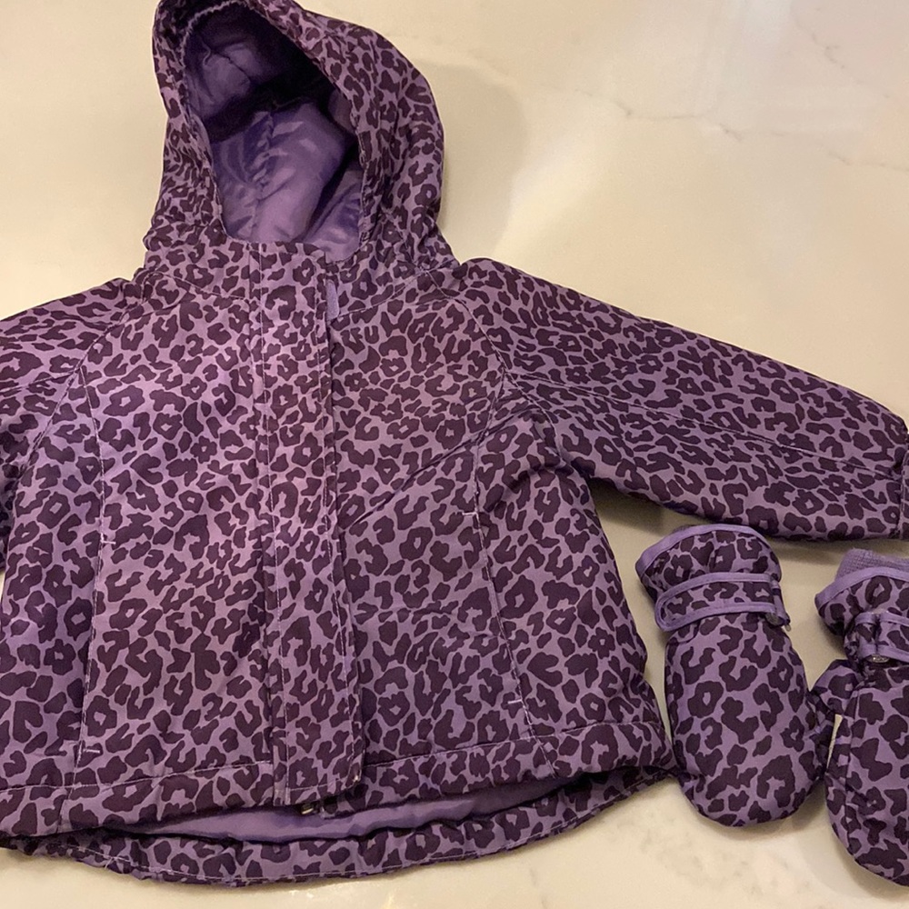 Baby winter jacket and gloves